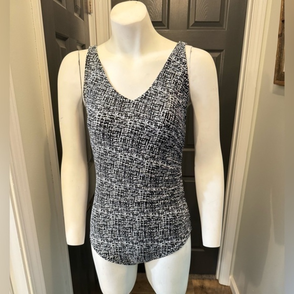 Speedo Women's one piece bathing suit sz 8 EUC